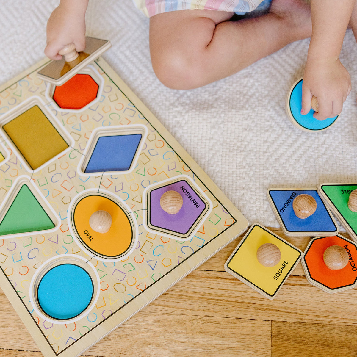 Geometric Shapes Deluxe Jumbo Peg Puzzle - 8 Pieces E3
