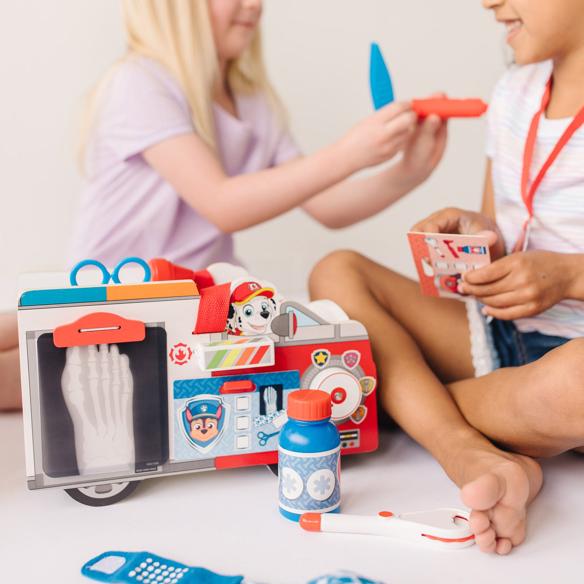 PAW Patrol Marshall's Wooden Rescue Caddy W4