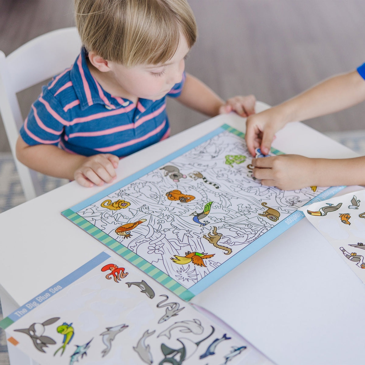 Seek & Find Sticker Pad – Animals P7