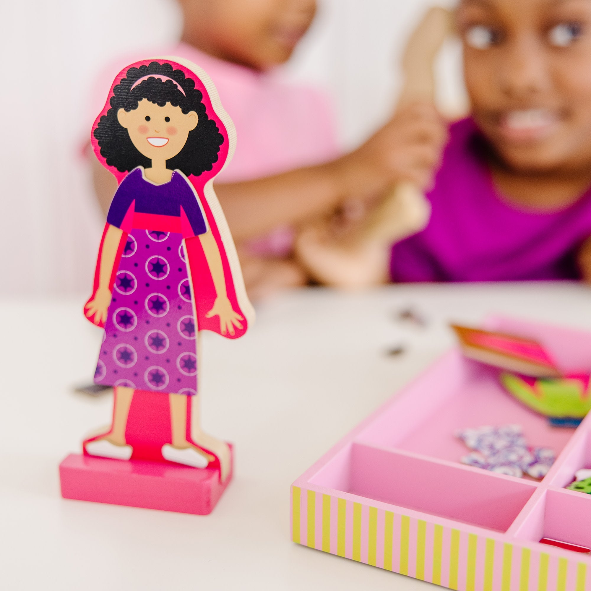 Abby & Emma Magnetic Pretend Play T9